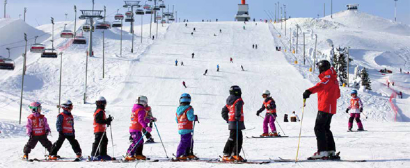 Обучение и тренировки на горных лыжах и сноуборде  image